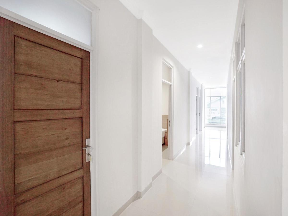 Oyo 415 The Kartini 8 Residence Yakarta Exterior foto